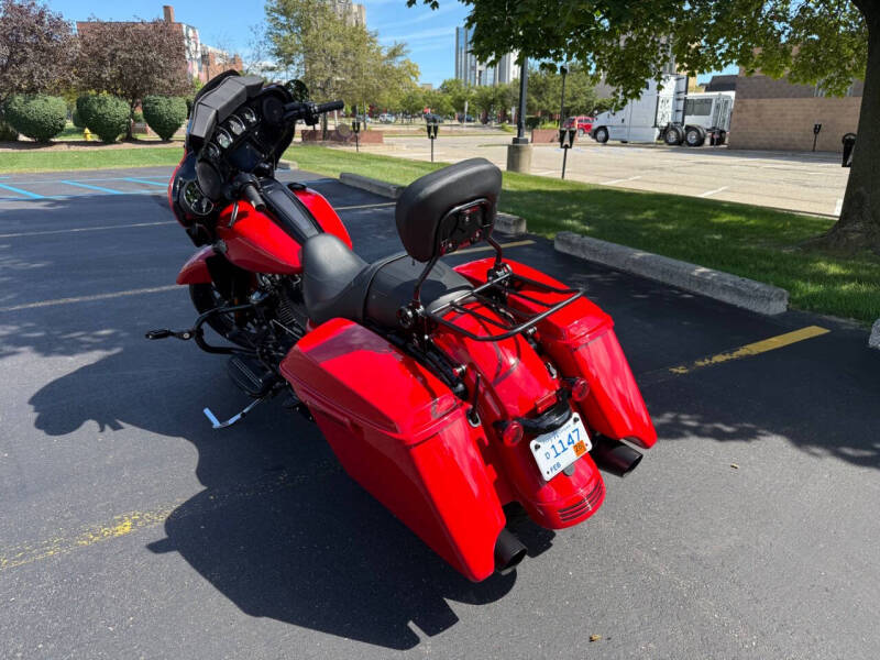 2022 Harley-Davidson Street Glide