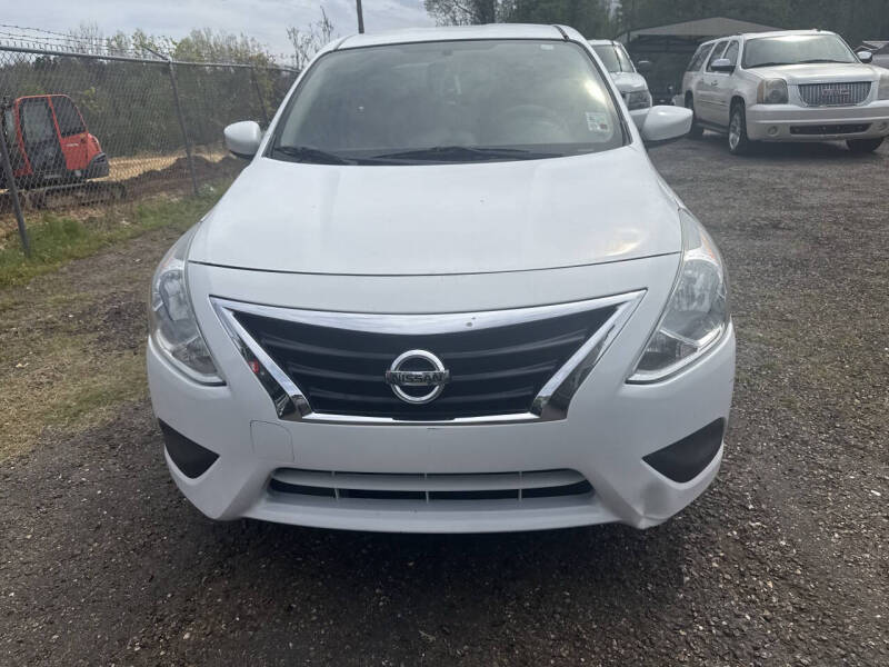 2018 Nissan Versa S Plus