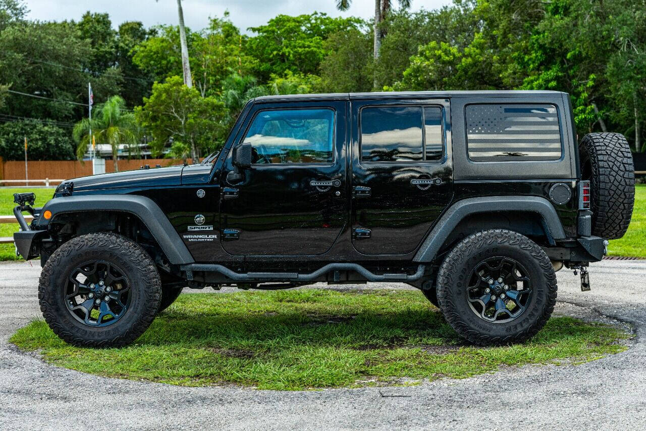 2015 JEEP Wrangler SUV / Crossover - $25,999