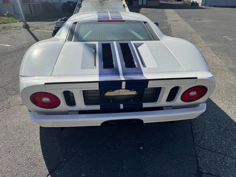 2005 Ford GT Base - Photo 4