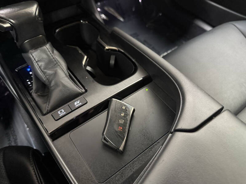 2024 Lexus ES 300h