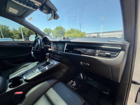 2020 Porsche Macan S