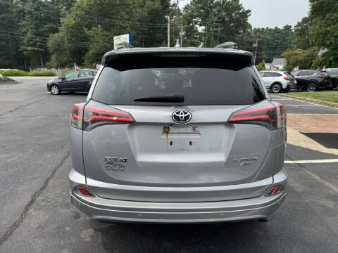 2017 Toyota RAV4 Platinum