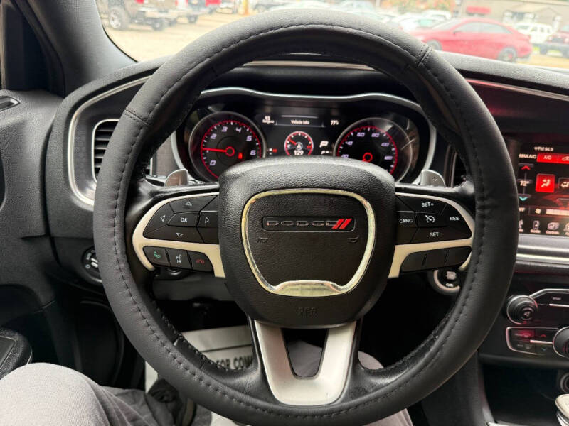 2016 Dodge Charger SXT