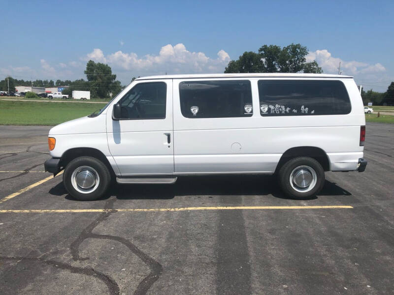 A&P Auto Sales Car Dealer in Van Buren, AR