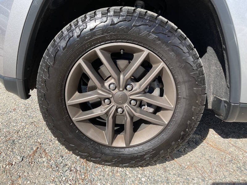 2017 Jeep Grand Cherokee Laredo 75th Anniversary