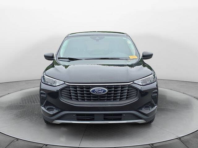 2023 Ford Escape Hybrid Active