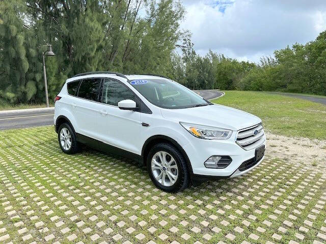 2018 Ford Escape SEL photo 4