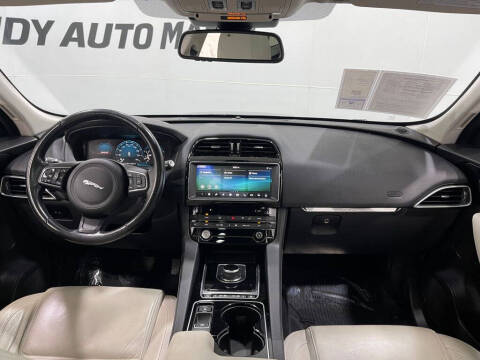 2017 Jaguar F-PACE 35t Prestige