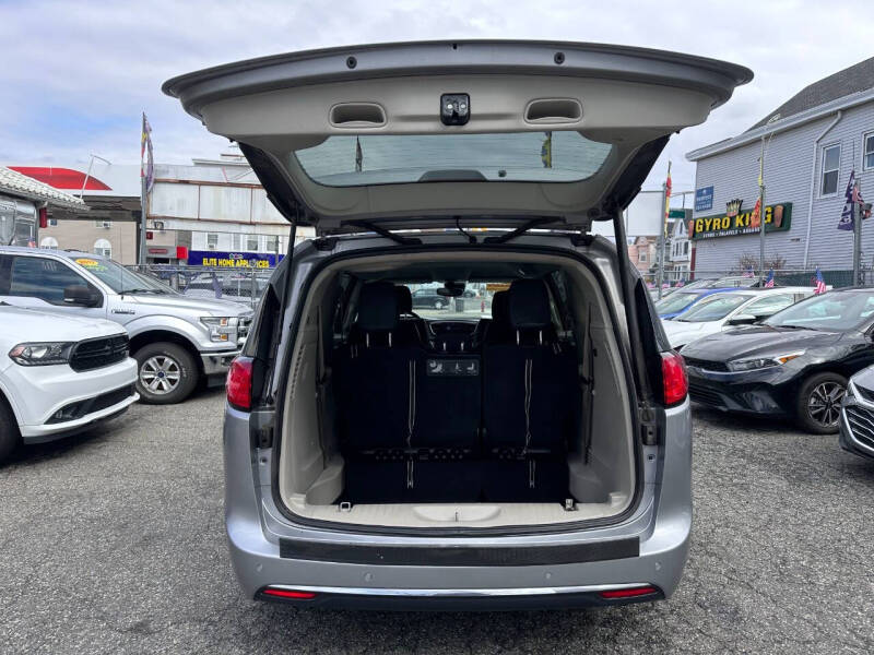 2018 Chrysler Pacifica Touring L