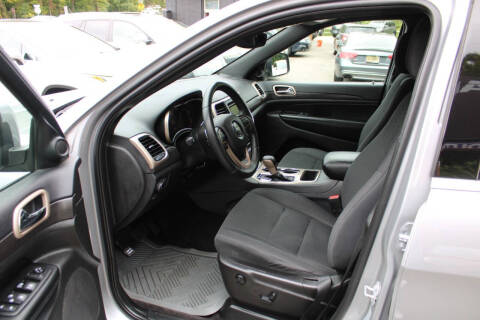 2017 Jeep Grand Cherokee Laredo