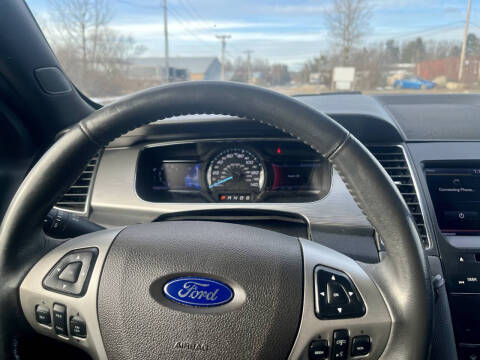 2013 Ford Taurus SEL