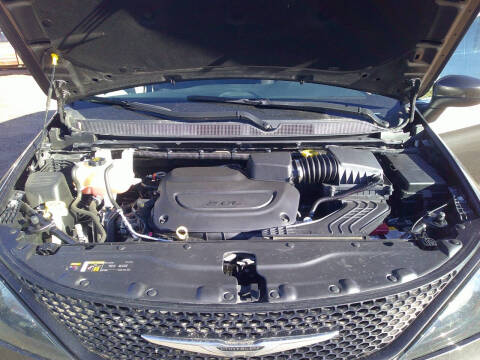 2023 Chrysler Voyager LX