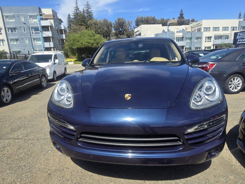2013 Porsche Cayenne's photo