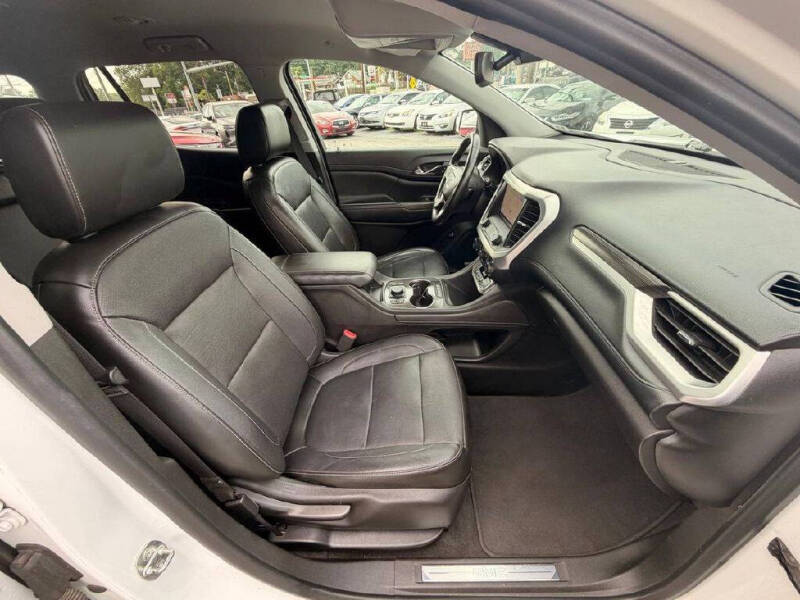 2020 GMC Acadia SLT
