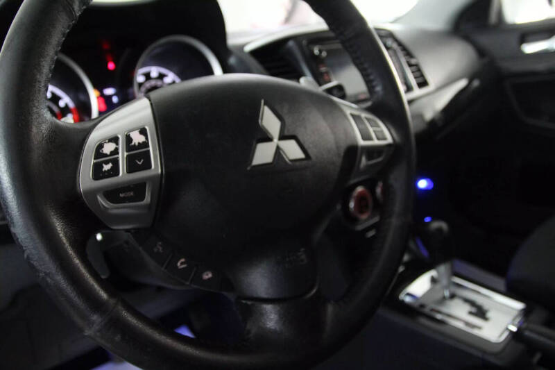 2014 Mitsubishi Lancer Sportback GT