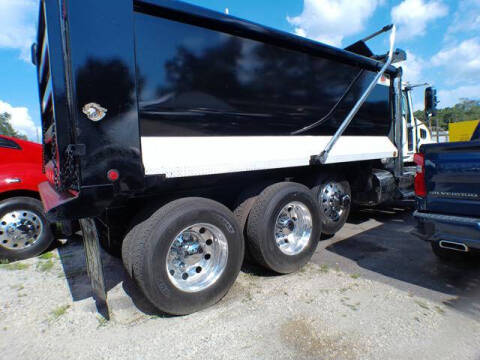 2016 Mack Granite