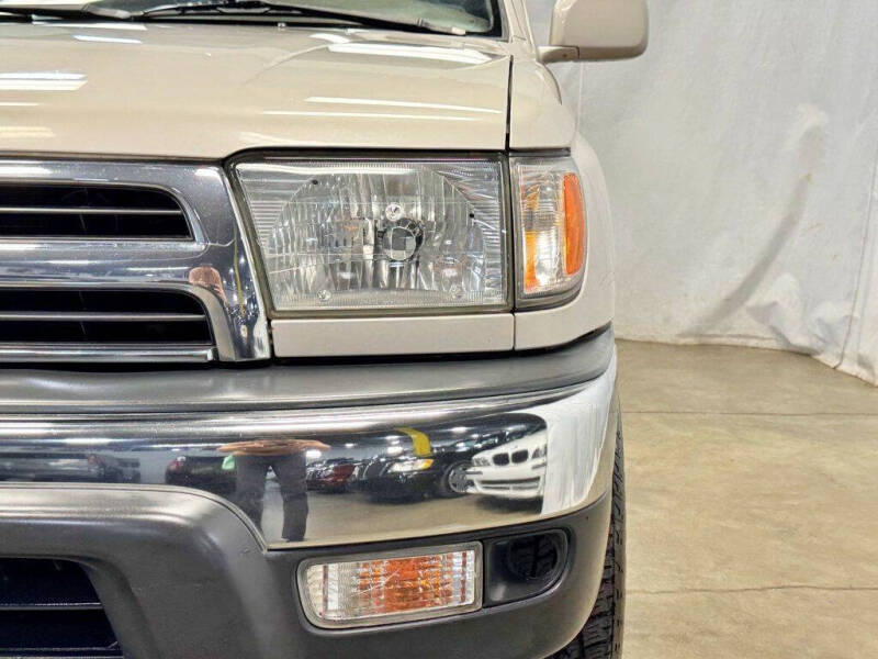 2000 Toyota 4Runner SR5