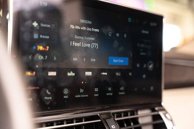 2023 Lincoln Navigator L Reserve