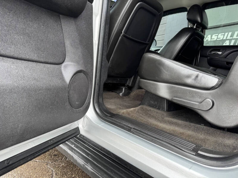 2011 GMC Yukon XL SLT 2500