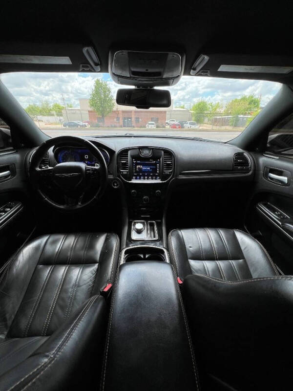2019 Chrysler 300 S