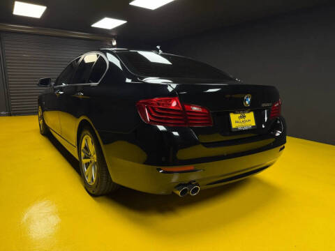 2016 BMW 5 Series 528i