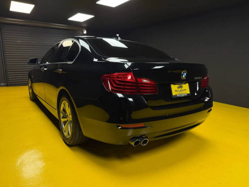 2016 BMW 5 Series 528i