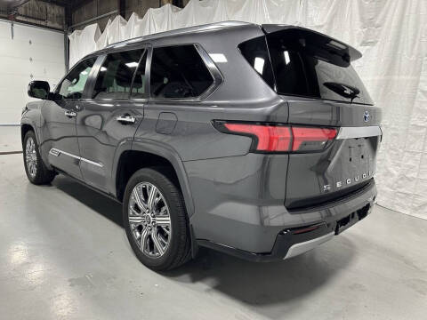 2024 Toyota Sequoia Capstone