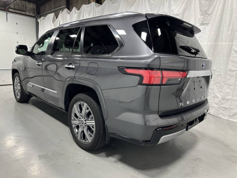 2024 Toyota Sequoia Capstone