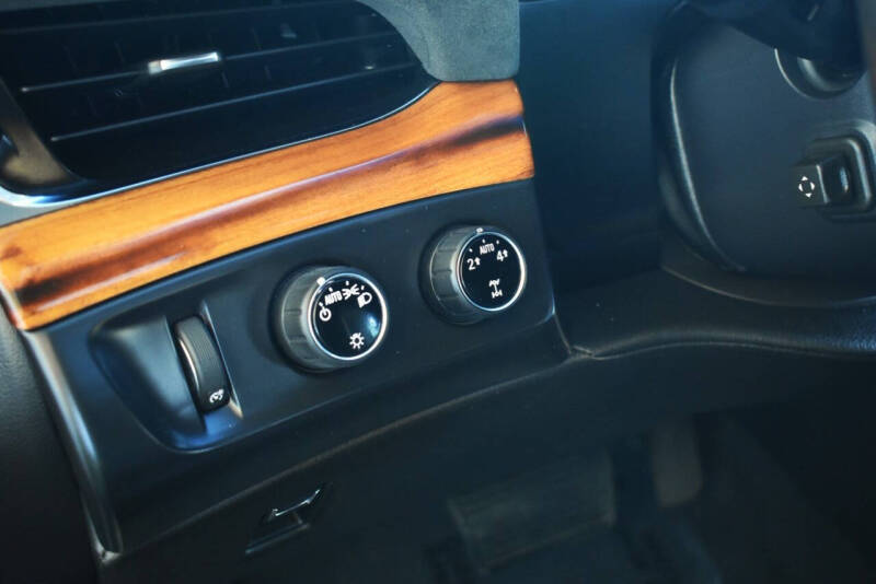 2015 Cadillac Escalade Premium