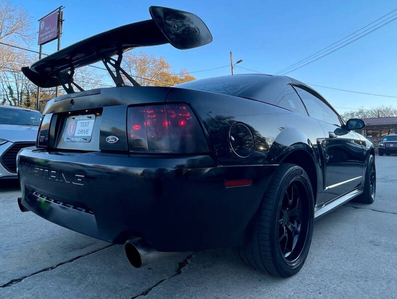 2002 Ford Mustang GT Deluxe photo 11