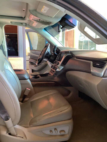 2019 Chevrolet Suburban LT