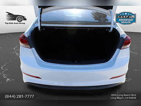 2017 Hyundai Elantra