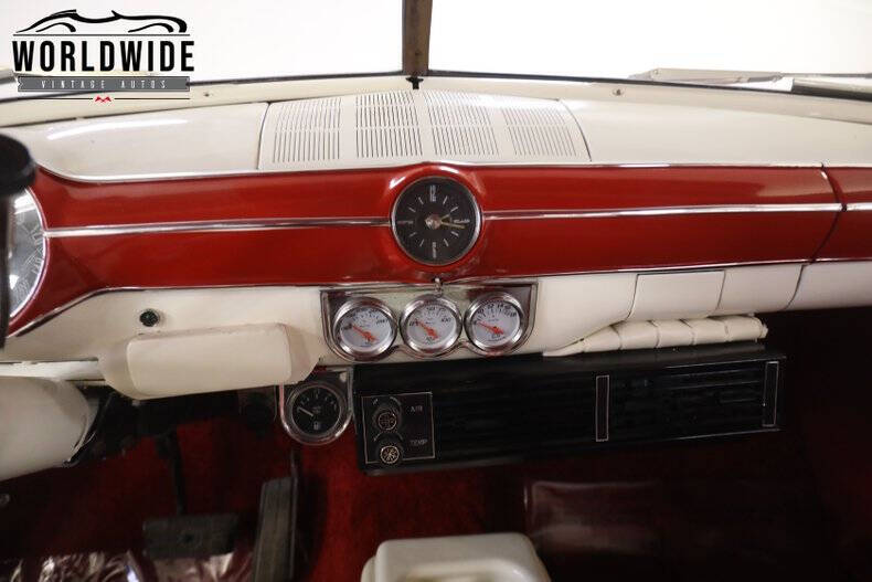 1949 Ford Custom Deluxe