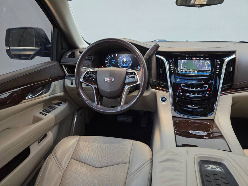 2017 Cadillac Escalade Premium Luxury