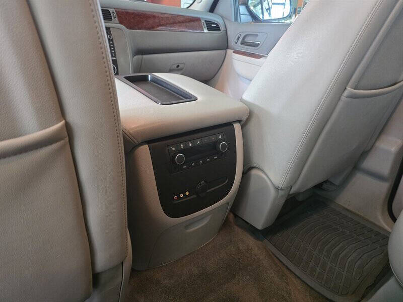 2012 GMC Yukon XL SLT