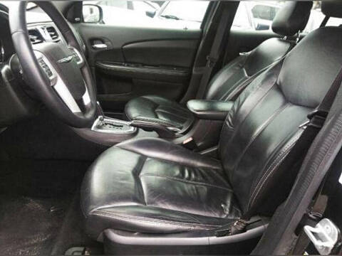 2014 Chrysler 200 Limited