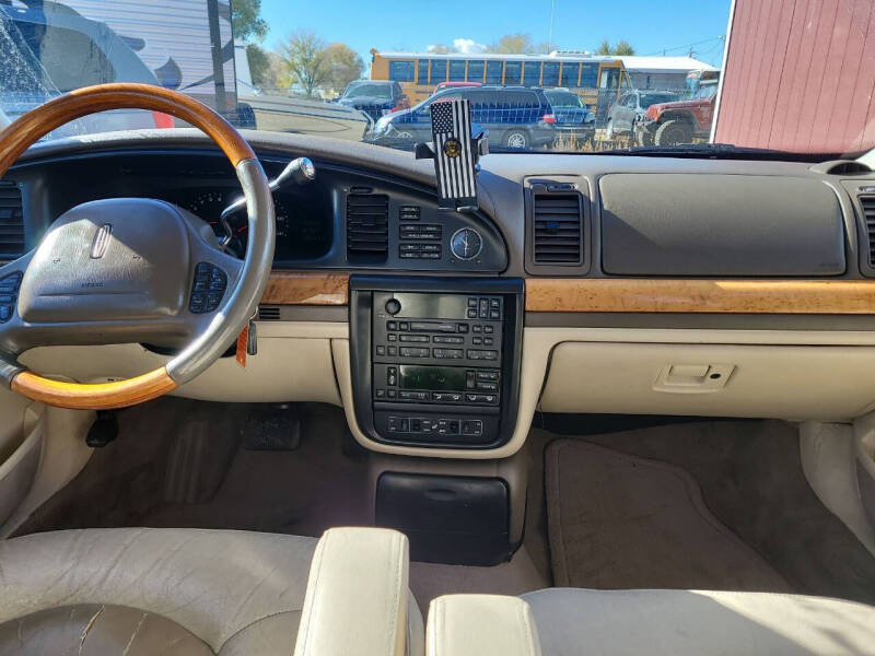 2001 Lincoln Continental