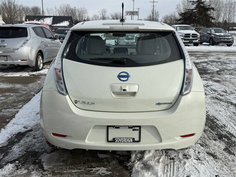 2011 Nissan LEAF SL