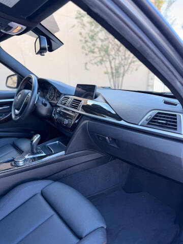 2016 BMW 3 Series 328i