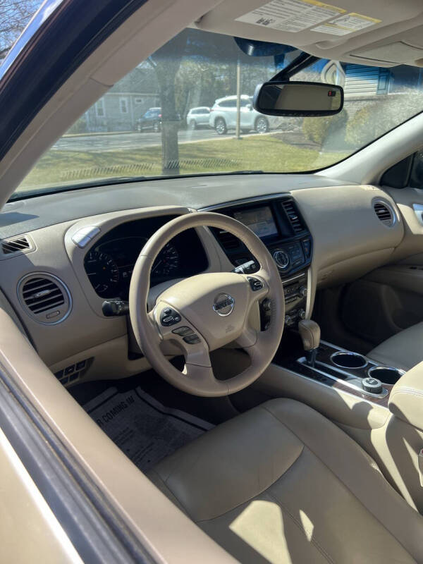 2013 Nissan Pathfinder SL