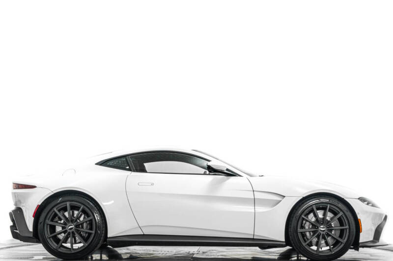 2020 Aston Martin Vantage