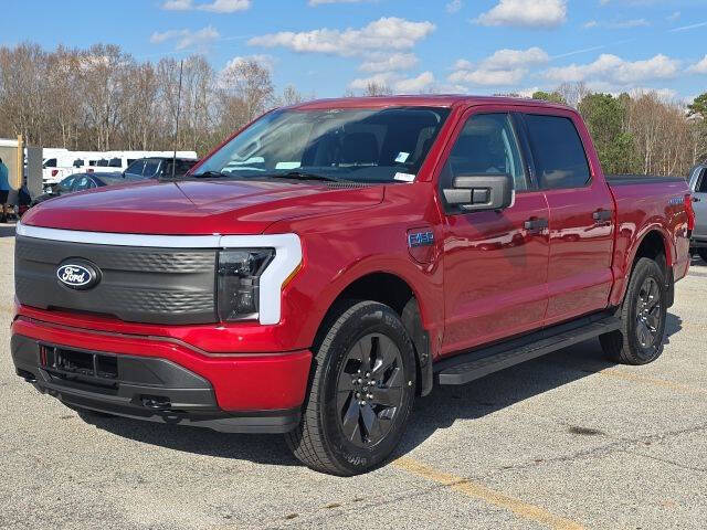 2024 Ford F-150 Lightning XLT