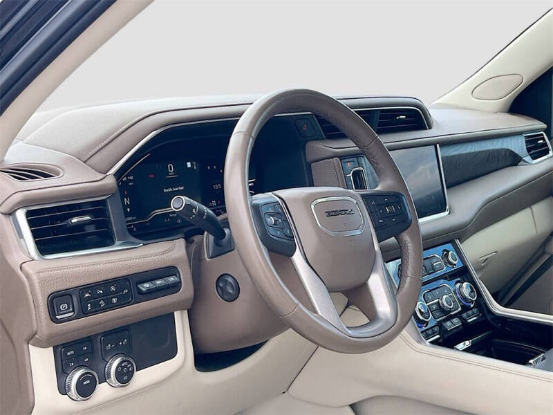 2022 GMC Yukon XL Denali