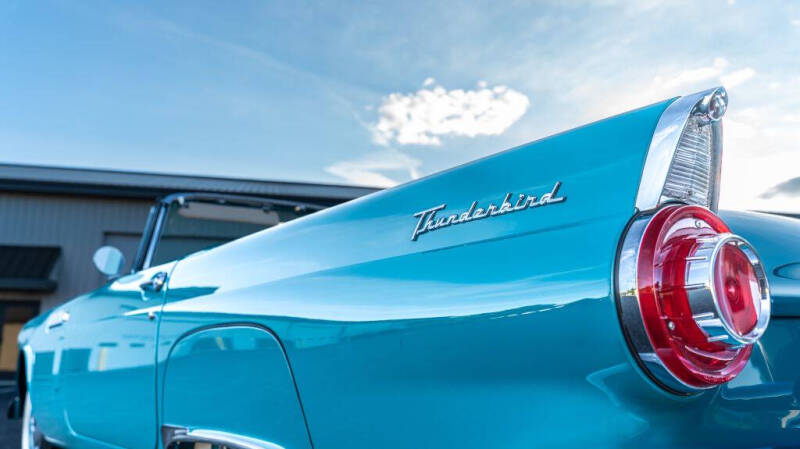 1956 Ford Thunderbird