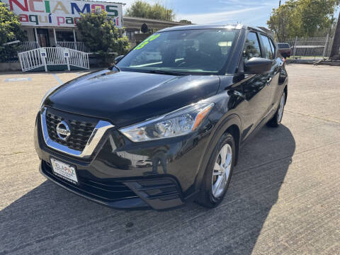 2020 Nissan Kicks S