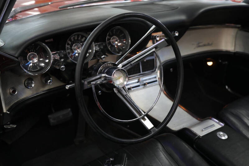 1961 Ford Thunderbird