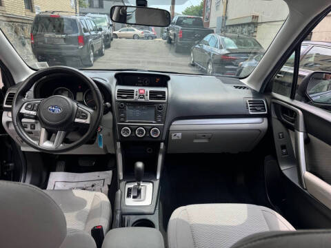 2017 Subaru Forester 2.5i