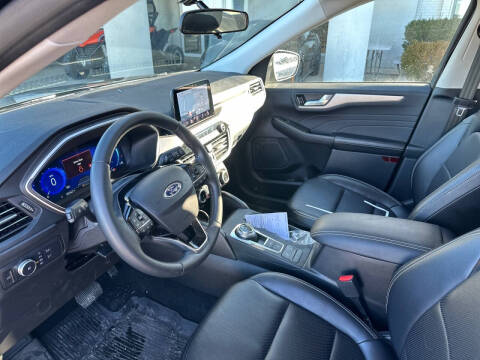 2022 Ford Escape SEL