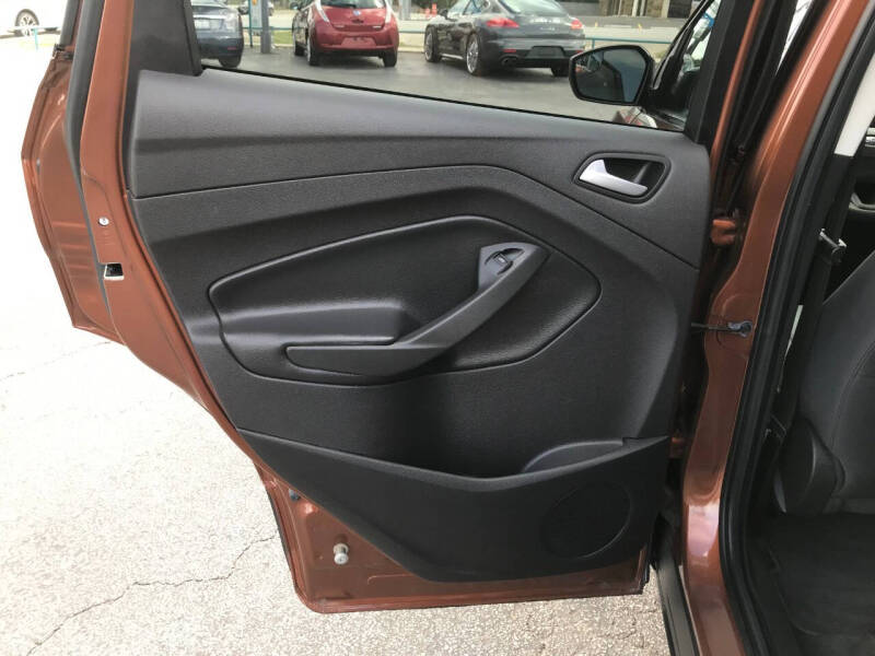 2017 Ford Escape SE